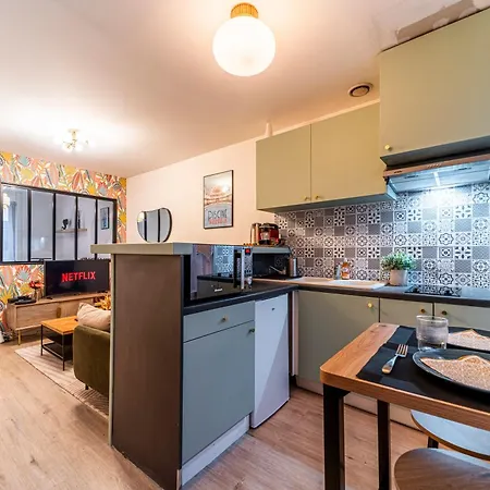 Le Ferrer - Wifi - Netflix - Free Parking - Metro Apartment Lille Exterior photo